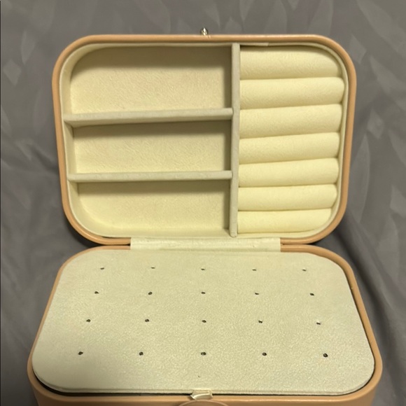 New Beige (Nude) Jewelry Box with Gold Lettering - Picture 4 of 5